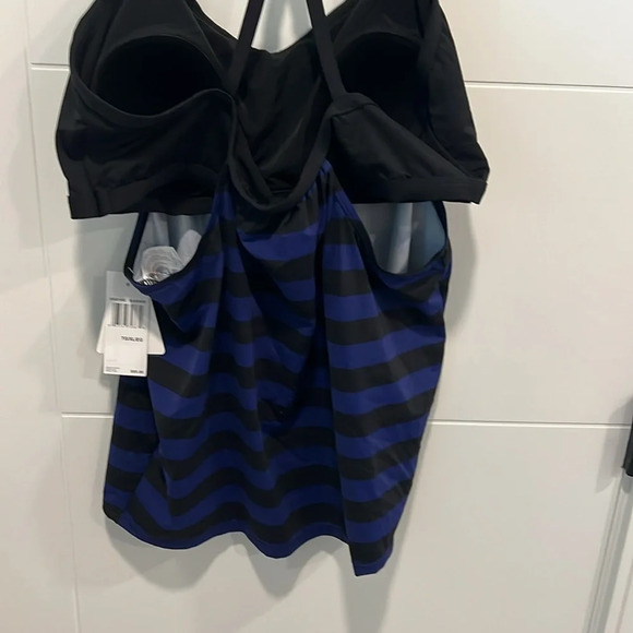 🏁 Captiva  bathing suit top size XL - Picture 9 of 9